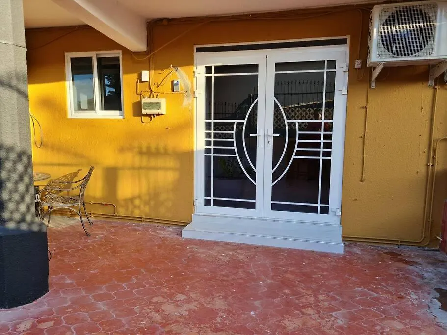 Beautiful Floor Apartment Curacao contacts